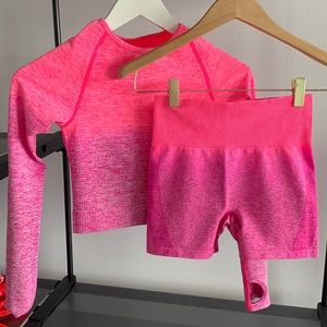 NEW PINK Victoria’s Secret Long Sleeve Crop Top Shorts Set SZ XS Pink Ombré